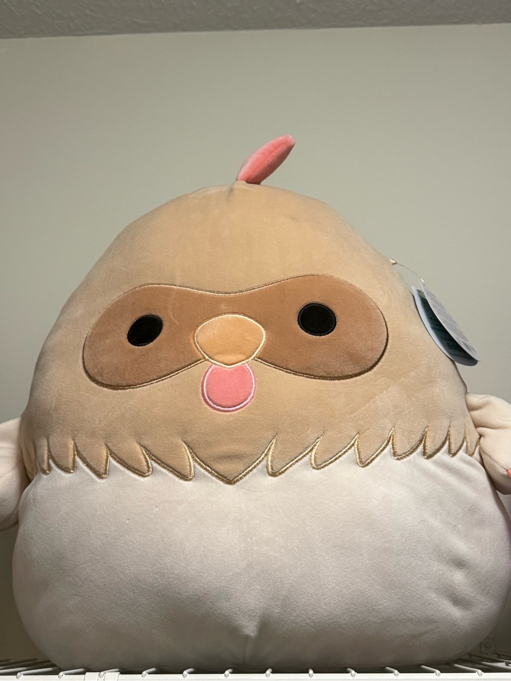 Squishmallows Plush Rooster Mackinney - Beige & Pink Tag that’s ultra rare